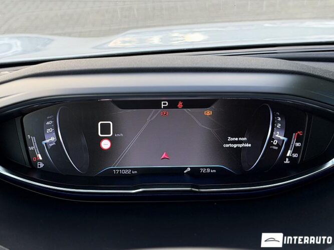 peugeot 5008 2020
