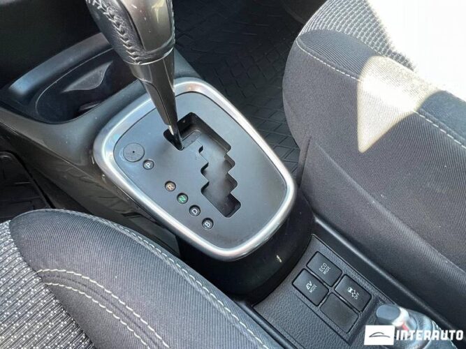 toyota Yaris 2016