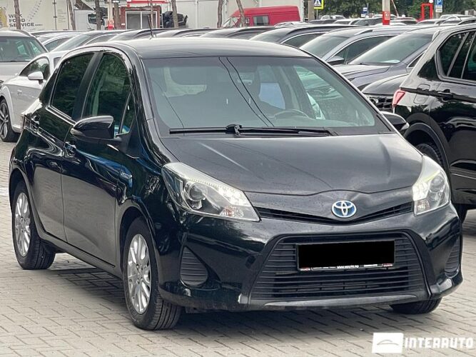 Toyota Yaris 32 toyota Yaris 2012