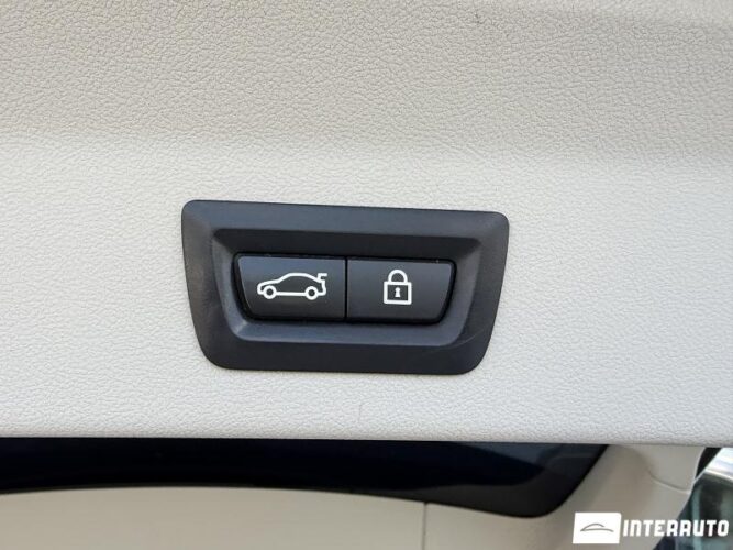 BMW X3 3.0e 55 bmw X3 3.0e 2020