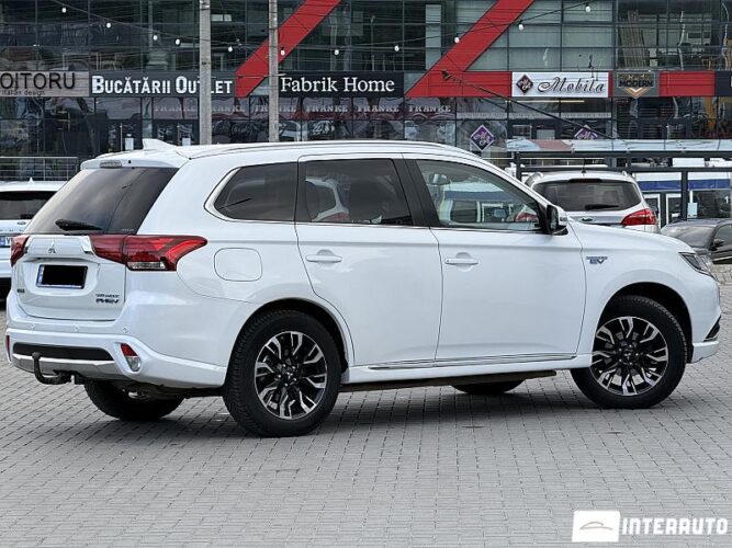 Mitsubishi Outlander 37 mitsubishi Outlander 2015