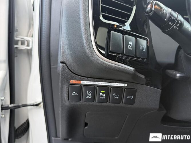 Mitsubishi Outlander 54 mitsubishi Outlander 2015