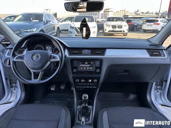 Skoda Rapid 35 skoda Rapid 2015