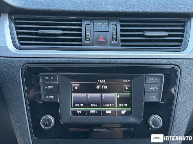 Skoda Rapid 38 skoda Rapid 2015
