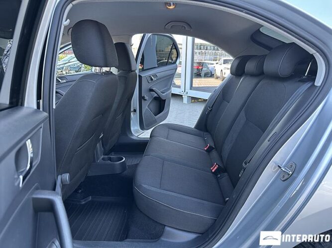 Skoda Rapid 45 skoda Rapid 2015