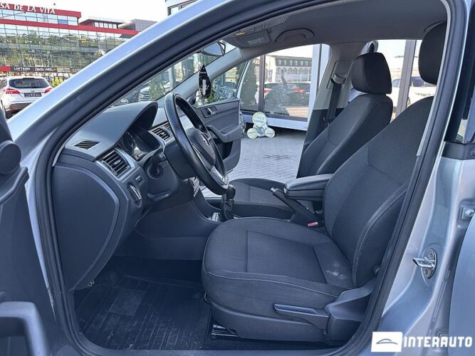 Skoda Rapid 34 skoda Rapid 2015