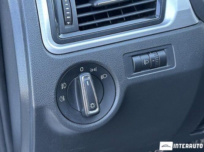 Skoda Rapid 44 skoda Rapid 2015