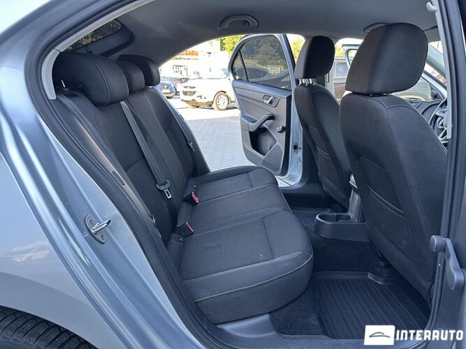 Skoda Rapid 42 skoda Rapid 2015