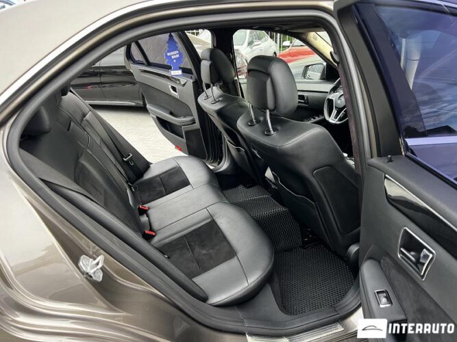 Mercedes E 220 36 mercedes E 220 2010