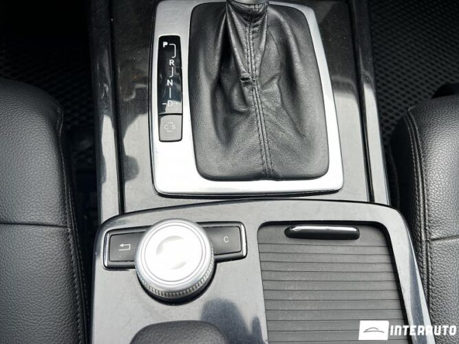Mercedes E 220 41 mercedes E 220 2010