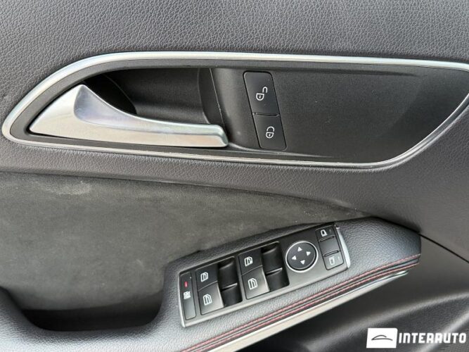 Mercedes GLA 220 36 mercedes GLA 220 2014