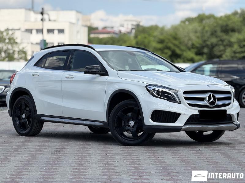 Mercedes GLA 220