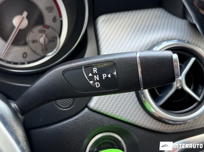 Mercedes GLA 220 42 mercedes GLA 220 2014