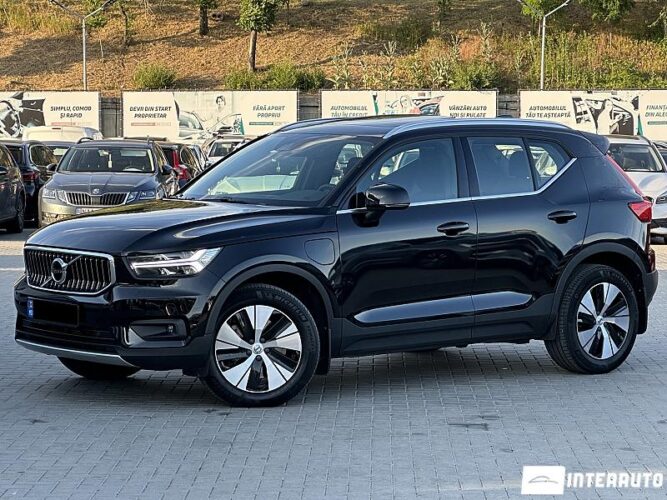 Volvo XC 40 36 volvo XC 40 2020