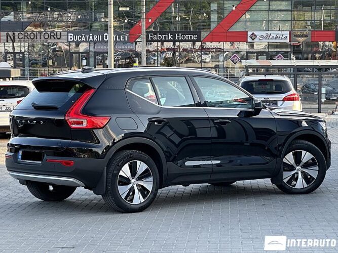 Volvo XC 40 37 volvo XC 40 2020