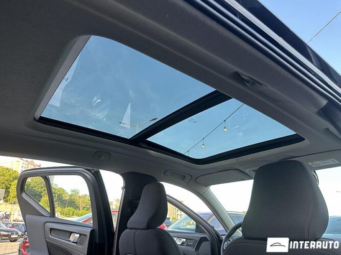 Volvo XC 40 50 volvo XC 40 2020