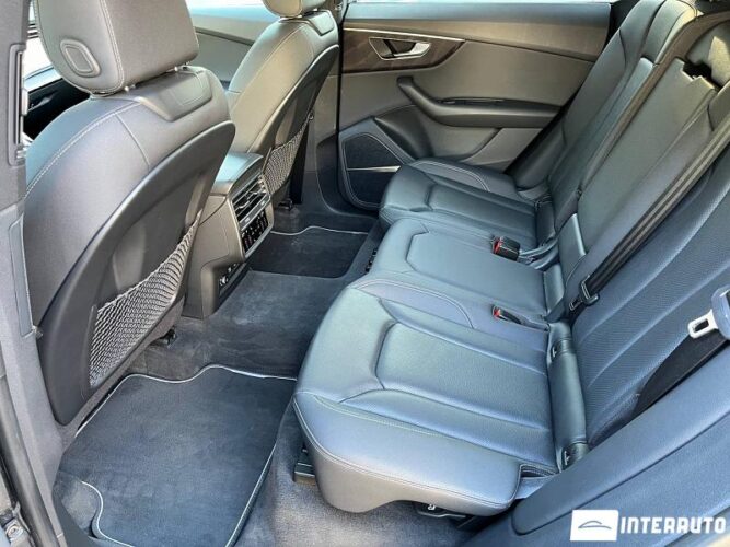 Audi Q8 52 audi Q8 2021