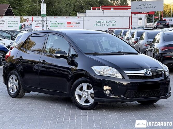 Toyota Auris 2011 doar la InterAuto