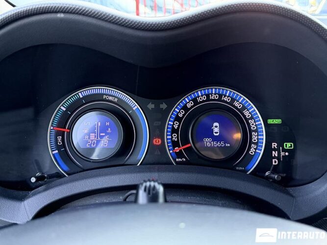 Toyota Auris 36 toyota Auris 2011