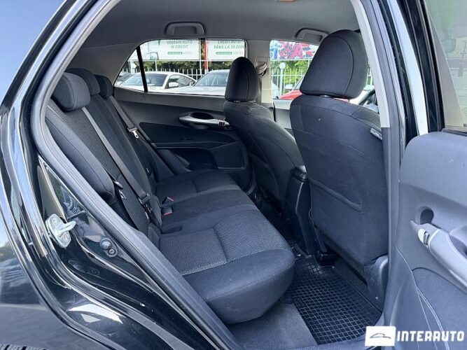 Toyota Auris 34 toyota Auris 2011