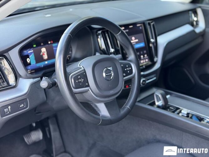 volvo XC 60 2021