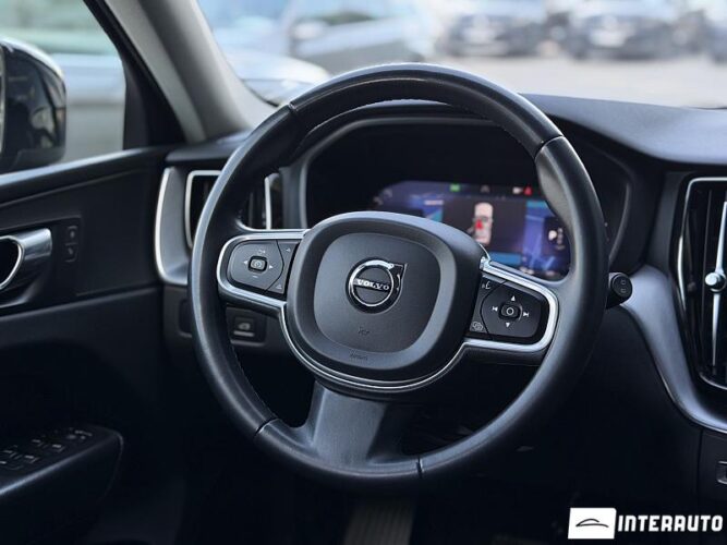 volvo XC 60 2021
