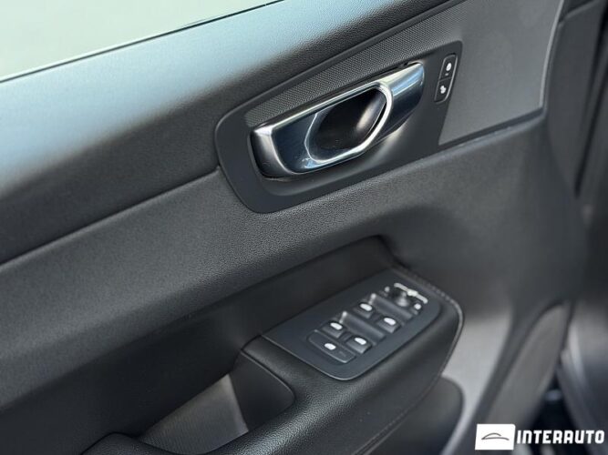volvo XC 60 2021