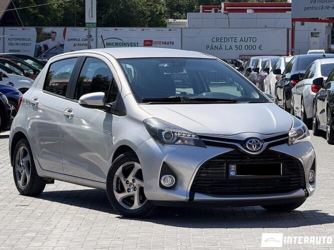 Toyota Yaris 2014 doar la InterAuto