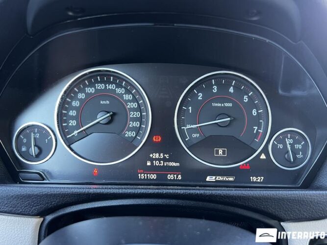 bmw 330E 2016