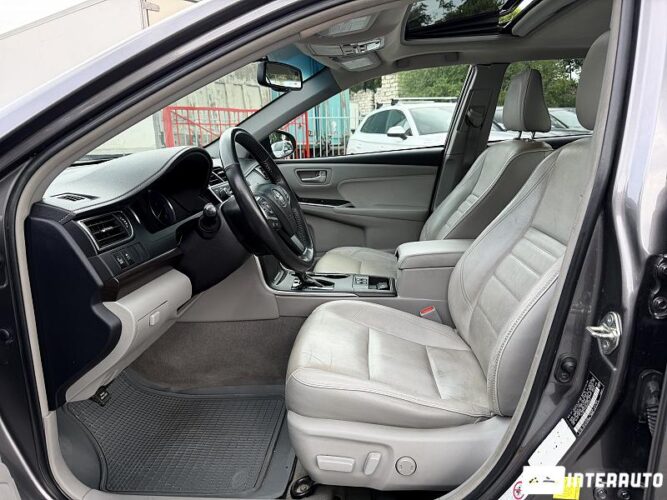 toyota Camry 2016