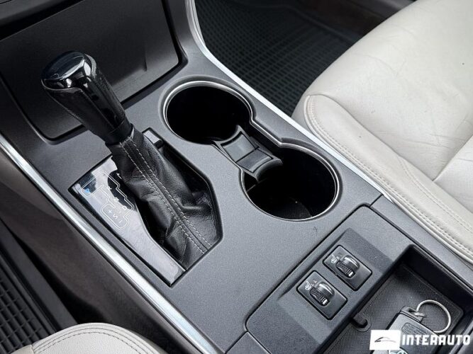 toyota Camry 2016
