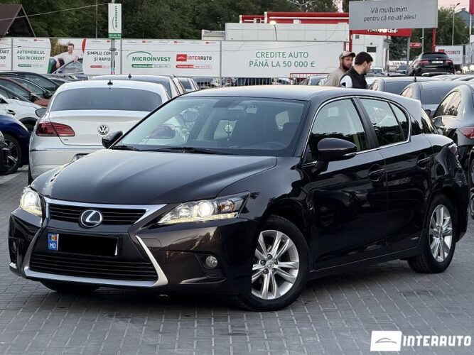 Lexus CT 200h 2015 doar la InterAuto