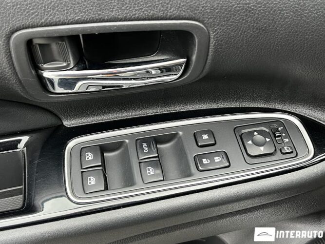 mitsubishi Outlander 2016