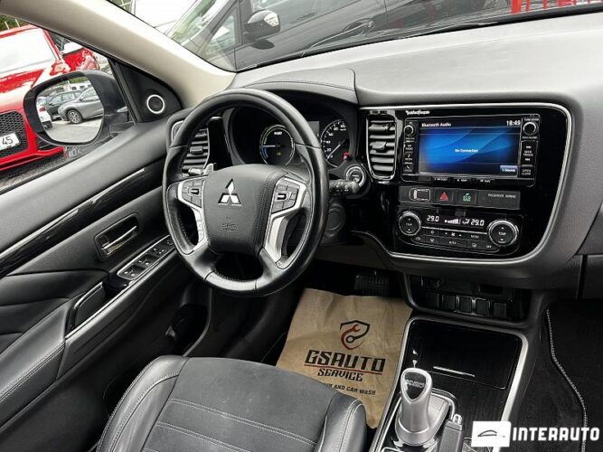 mitsubishi Outlander 2016