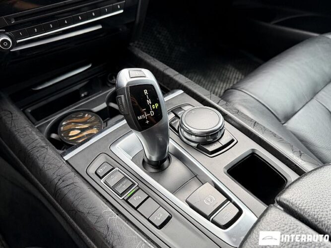 BMW X5 2.5D 44 bmw X5 2.5D 2015