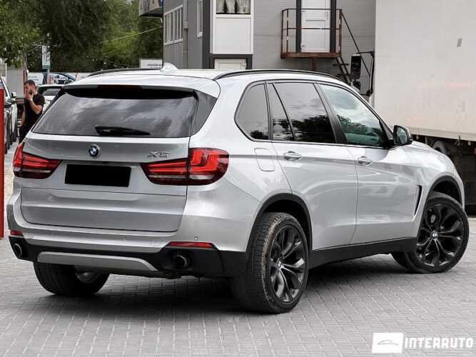 BMW X5 2.5D 30 bmw X5 2.5D 2015