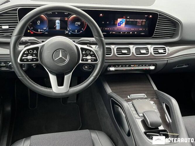 Mercedes GLE 300d 42 mercedes GLE 300d 2021
