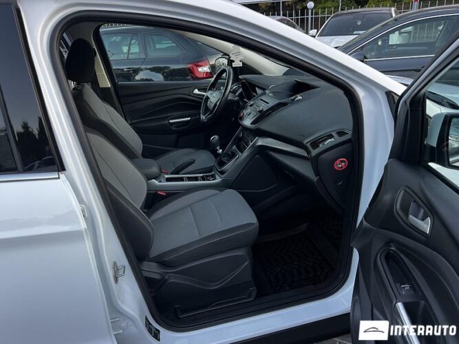 ford Kuga 2016
