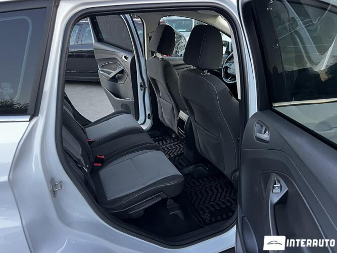 ford Kuga 2016
