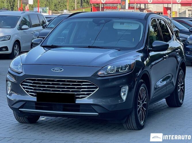 Ford Escape 2021 doar la InterAuto