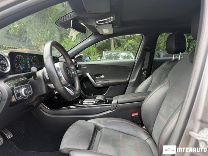 Mercedes A 180 34 mercedes A 180 2019