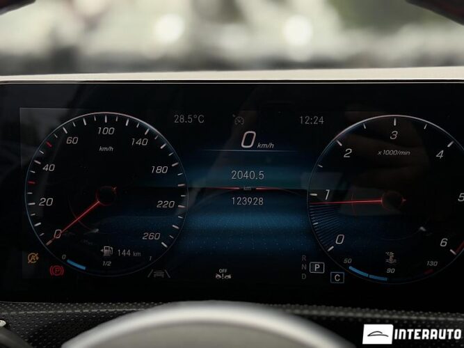 Mercedes A 180 36 mercedes A 180 2019