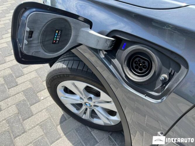 BMW X1 2.5e 39 bmw X1 2.5e 2020