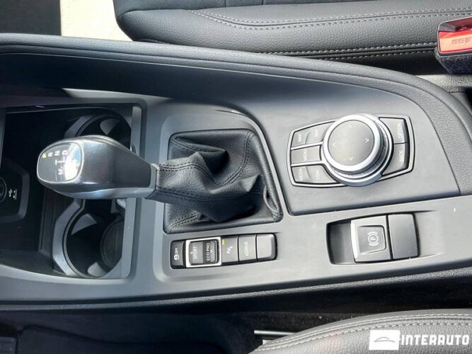 BMW X1 2.5e 52 bmw X1 2.5e 2020