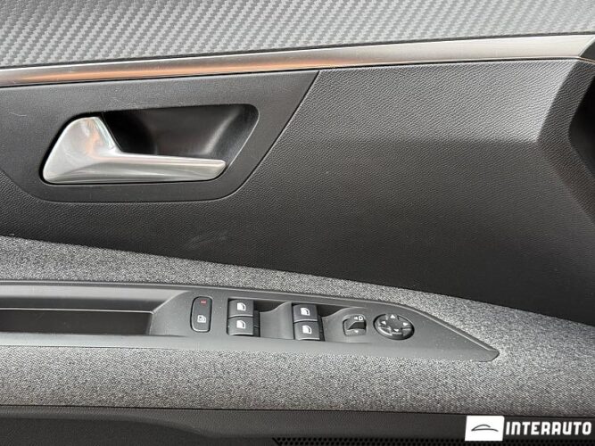 Peugeot 3008 42 peugeot 3008 2019