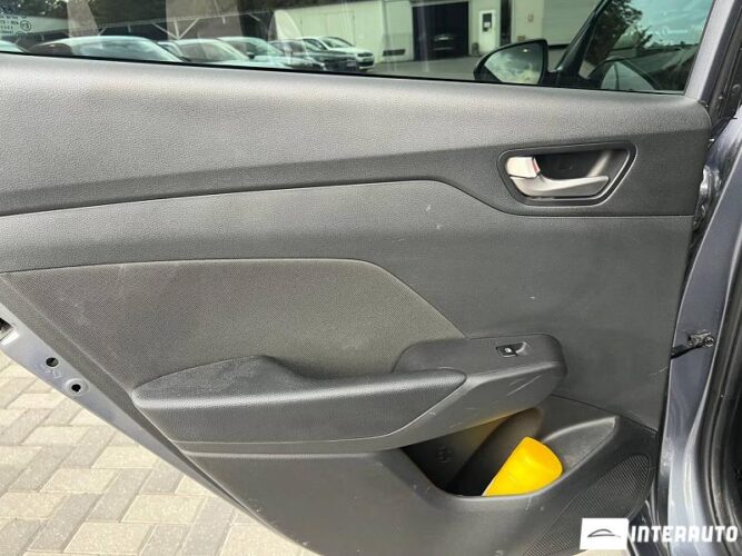 Hyundai Accent 40 hyundai Accent 2017