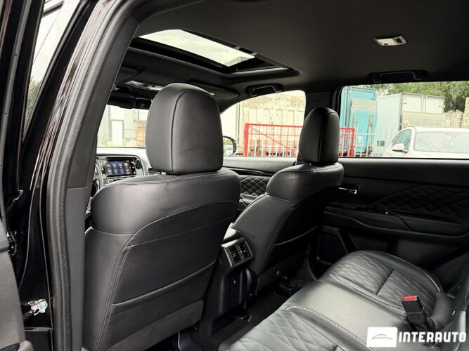 Mitsubishi Outlander 40 mitsubishi Outlander 2019