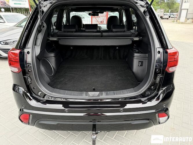 Mitsubishi Outlander 50 mitsubishi Outlander 2019