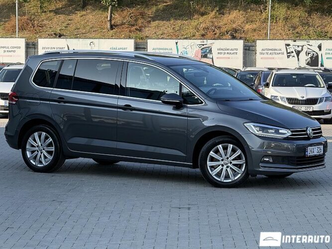Volkswagen Touran 2018 doar la InterAuto