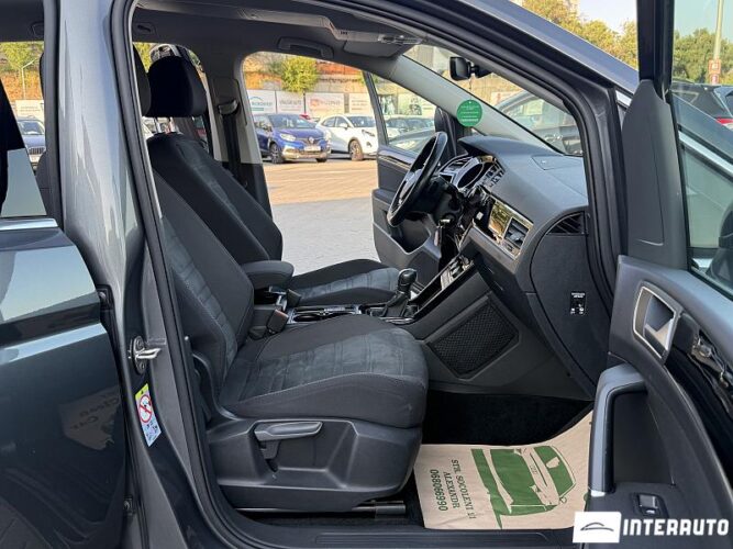 Volkswagen Touran 52 volkswagen Touran 2018